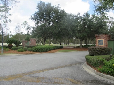 Sanctuary Cove Entry