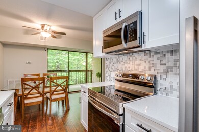 2210 Castle Rock Square unit 12C, Reston, VA 20191 - photo 7