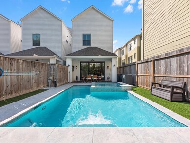 529 W 25th St, Houston, TX 77008 - photo 5