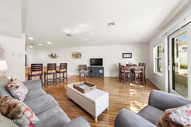 1810CentralUnit5-10