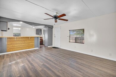 8758 Windmill Ct, Cresson, TX 76035 - photo 5