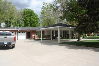 218 N Jackson St, Hugoton, KS 67951 - photo 6