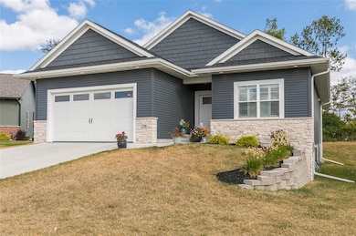 3710 Oak Ridge Ct SE, Cedar Rapids, IA 52403 - photo 2