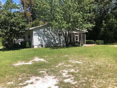 16 Glover Ln, Crawfordville, FL 32327 - photo 3