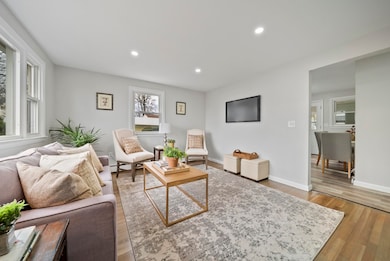 28 Joffre St, Manchester, NH 03102 - photo 7