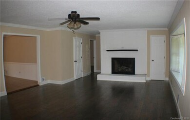 109 Heavenly Dr, Statesville, NC 28625 - photo 2