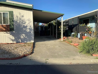 202 Queens Way, Pittsburg, CA 94565 - photo 3