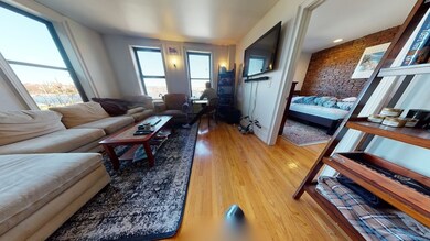 484 Commercial St unit 4, Boston, MA 02109 - photo 2