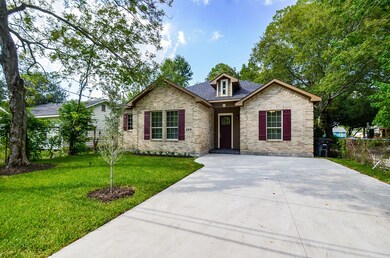 529 Westford St, Houston, TX 77022 - photo 2