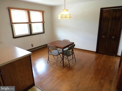 12170 Randy Dr, Greencastle, PA 17225 - photo 5