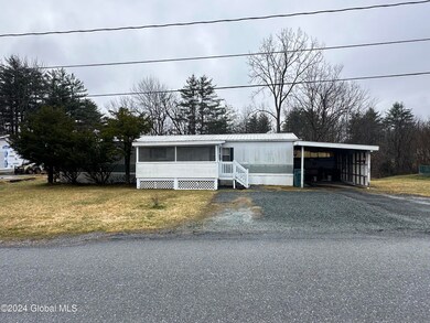 32 Scott St, Hoosick Falls, NY 12090 - photo 2