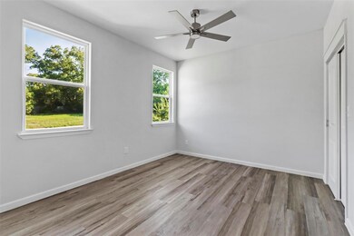 1112 W Elm St, Denison, TX 75020 - photo 7