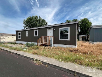 View of manufactured / mobile home
