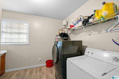 2305 Queensview Rd, Birmingham, AL 35226 - photo 7