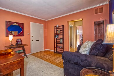 555 Dos Caminos living room2