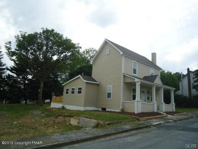 219 Oak St, Pen Argyl, PA 18072 - photo 3