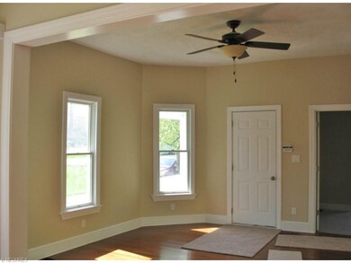 Entry with lots of light and hardwood
