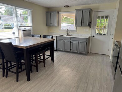 24 Hale Ave, Hooksett, NH 03106 - photo 4