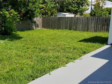 2420 Kingston Dr, Miramar, FL 33023 - photo 5