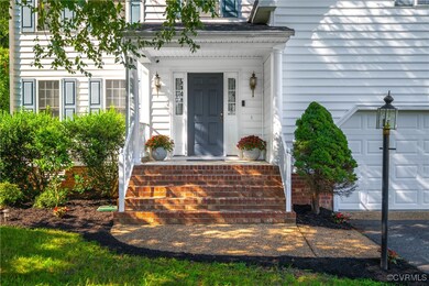 9015 Birdsong Creek Ct, Mechanicsville, VA 23116 - photo 2