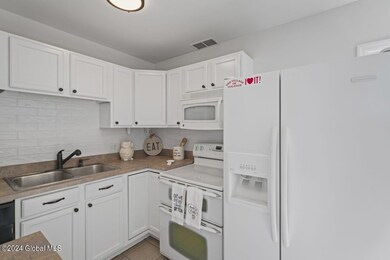 photos_web_resolution_117_Locust_Park_Co