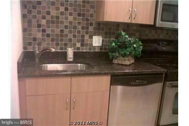 1952 Kennedy Dr unit 201, McLean, VA 22102 - photo 3