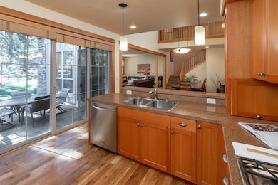 57111 Fremont Dr unit 2, Sunriver, OR 97707 - photo 7