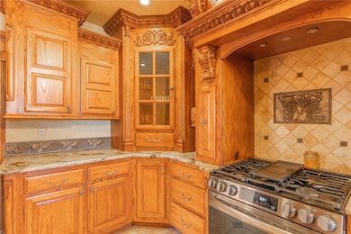 701 S 6th St, Chickasha, OK 73018 - photo 7