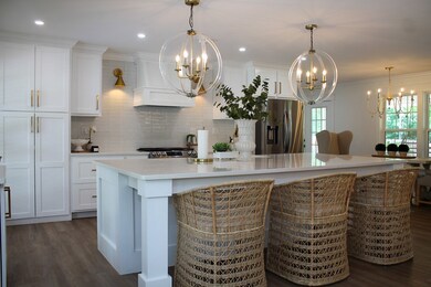 402 Hendrix St, Claxton, GA 30417 - photo 5