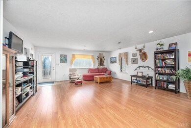 276 Crescent Dr, Concord, VA 24538 - photo 7