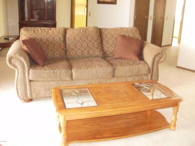 10501 W Ocotillo Dr, Sun City, AZ 85373 - photo 7