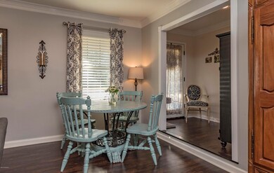 Dining Area 1