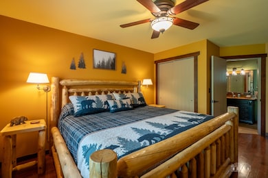6 Bowman Lane Unit 3 WT-4