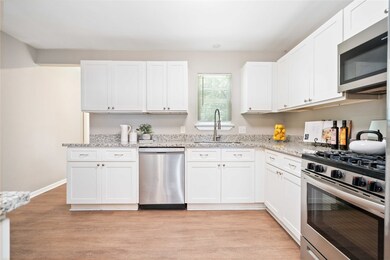 270 Lena Dr, Houston, TX 77022 - photo 7