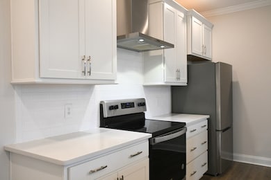 Kitchen with All Appliances Included