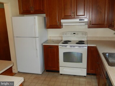 3320 Kaywood Dr, Falls Church, VA 22041 - photo 6