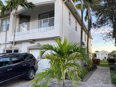 3260 Laurel Ridge Cir, Riviera Beach, FL 33404 - photo 3