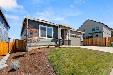 109 Valemont Dr unit 32, Eagle Point, OR 97524 - photo 4