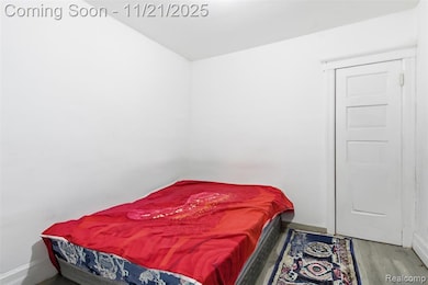 5056 Charles St, HamtraMcK, MI 48212 - photo 7