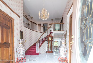 8 Country Squire Ln, Holmdel, NJ 07733 - photo 4