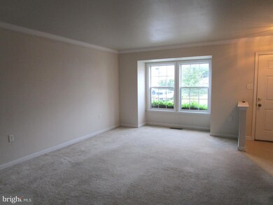 208 Hupps Hill Ct, Strasburg, VA 22657 - photo 3