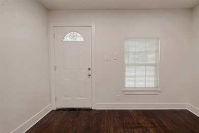 5703 Belmark St, Houston, TX 77033 - photo 2