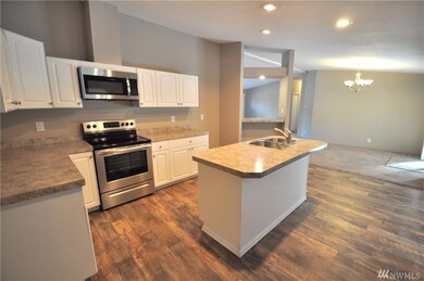 8315 Abelia Ct SE, Yelm, WA 98597 - photo 3