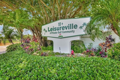 Entrance to Comunity