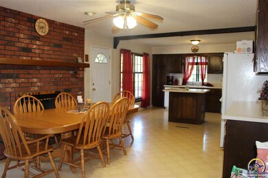 606 N 2nd St, Lansing, KS 66043 - photo 5