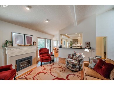 8591 Ashdown Ct SE, Salem, OR 97317 - photo 3