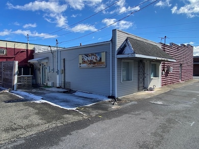 109 Depot, Chilhowie, VA 24319 - photo 2