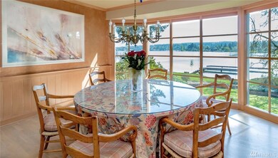 4308 Hunts Point Rd, Hunts Point, WA 98004 - photo 5