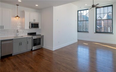 15 Cranston Ave unit 3, Newport, RI 02840 - photo 5