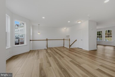 255 Grove View Dr, Hockessin, DE 19707 - photo 4